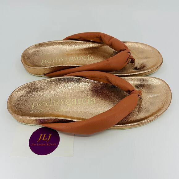 Pedro Garcia Women's Anita Rosette Stucco Leather Thong Sandals Size 38.5/8.5 US - Picture 2 of 14